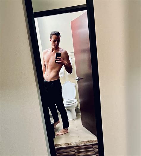 This BWC is what your wife dreams of : r/BiggerThanYourBFs.